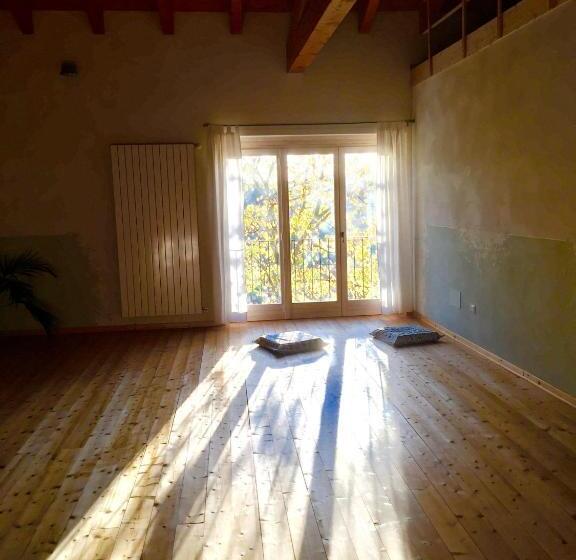 חדר דלוקס נוף לגינה, B&b Al Giardino Dei Mandorli