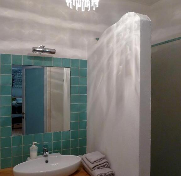 חדר דלוקס נוף לגינה, B&b Al Giardino Dei Mandorli