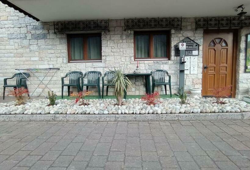 غرفة قياسية رباعية, B&b Villa Cinzia