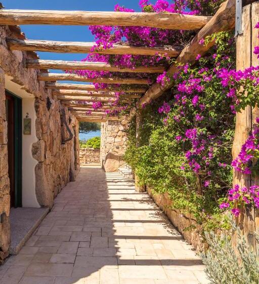 חדר סופריור, Albero Capovolto