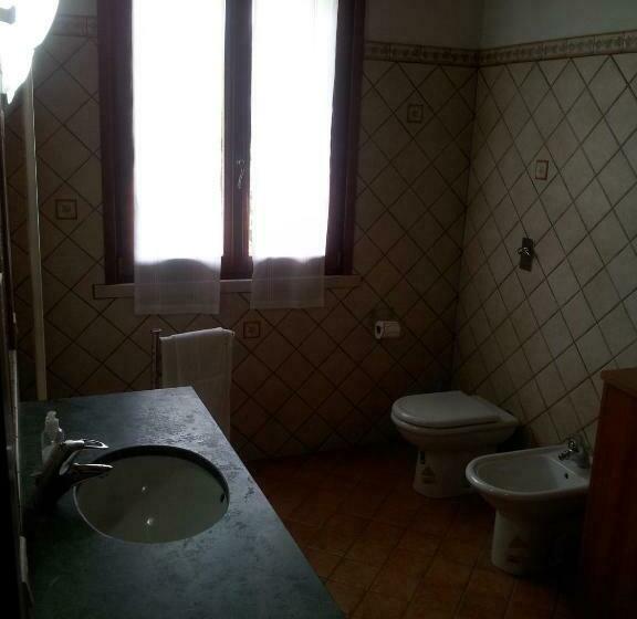 اتاق استاندارد سه نفره, Bb Parco Del Mincio