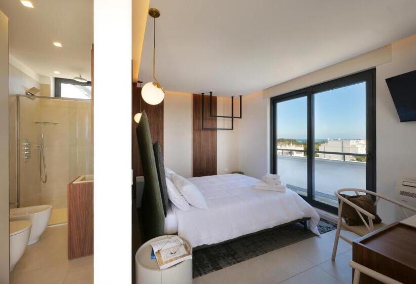 جناح جونيور مطلّ علي البحر, Bed&belvedere