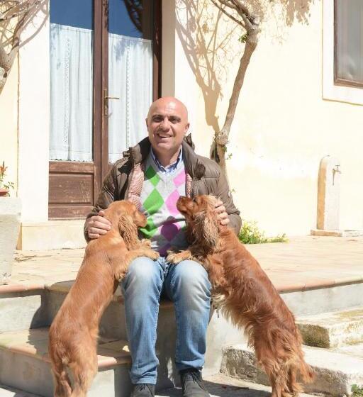 اتاق استاندارد چهارنفره با چشم‌انداز باغ, Casale Rocca Fiorita