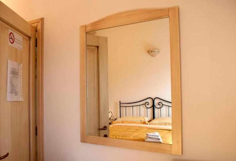 Habitació Estàndard, Dimora Moresca 1906