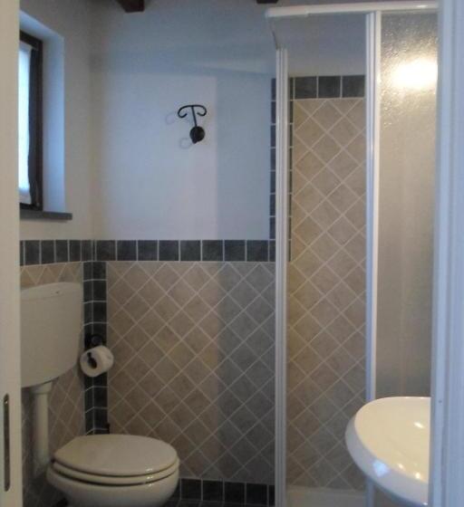 اتاق استاندارد با چشمانداز باغ, I Lecci