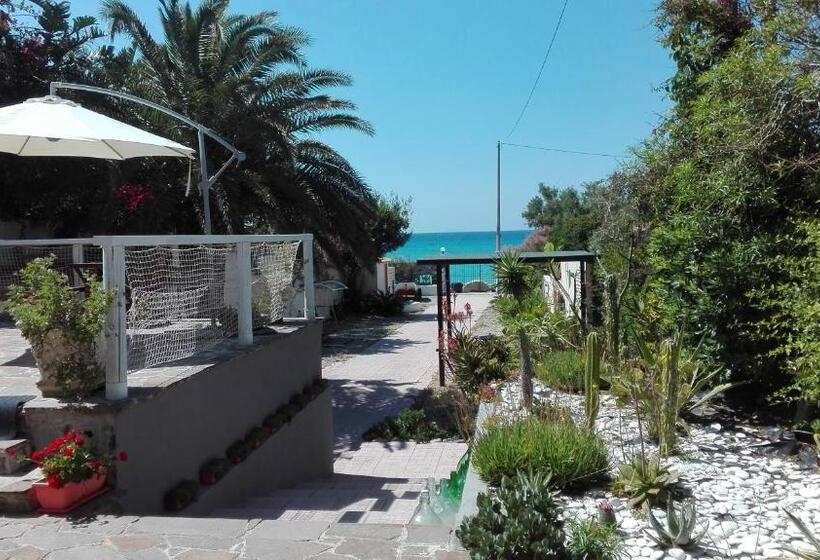 اتاق استاندارد با چشم‌انداز دریا, La Casa A Mare