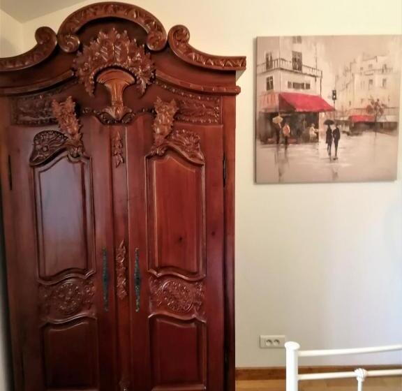 חדר סופריור לשלושה, Le Grand Chemin De La Vie