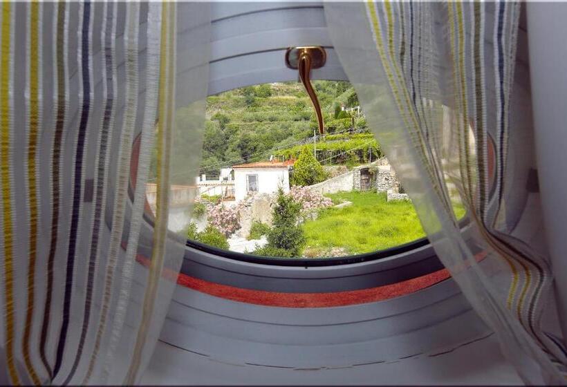 디럭스 스위트 바다 전망, Palazzo Pascal