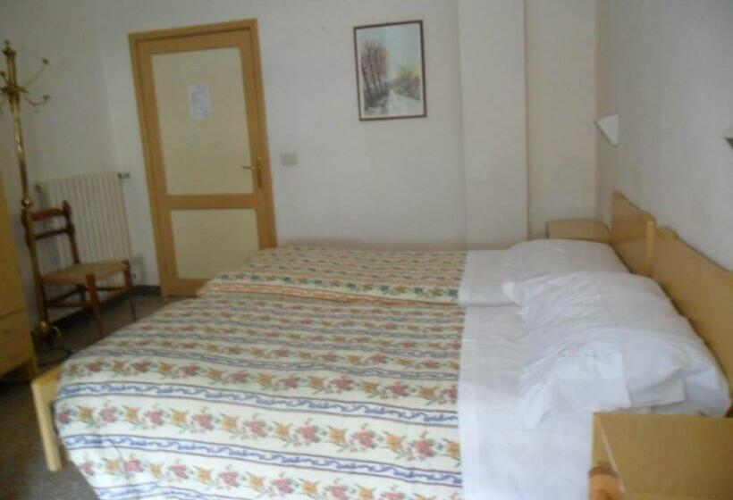 Номер Стандарт, Albergo Giardino