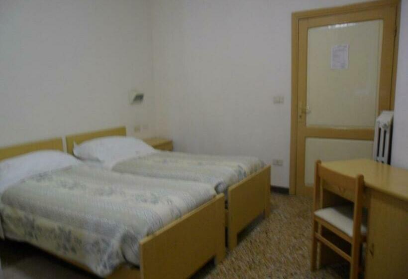 Номер Стандарт, Albergo Giardino