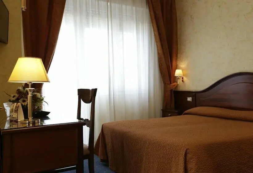 اتاق استاندارد, La Martinica