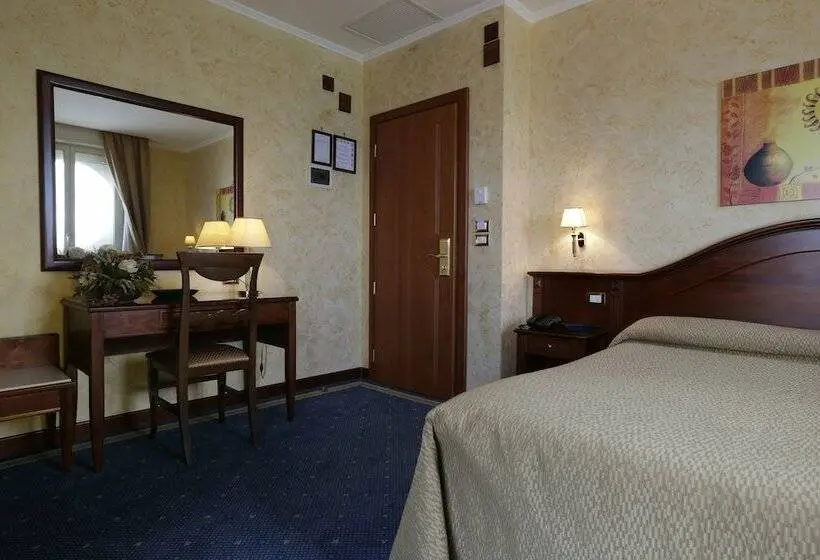 اتاق استاندارد, La Martinica