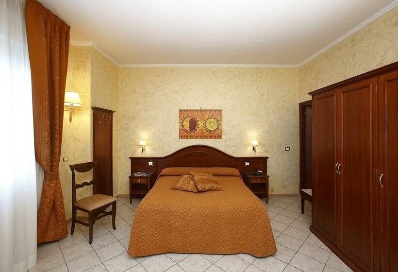 اتاق استاندارد چهار تخته, La Martinica