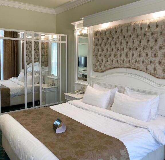 سوئیت پرزیدنت, Russia