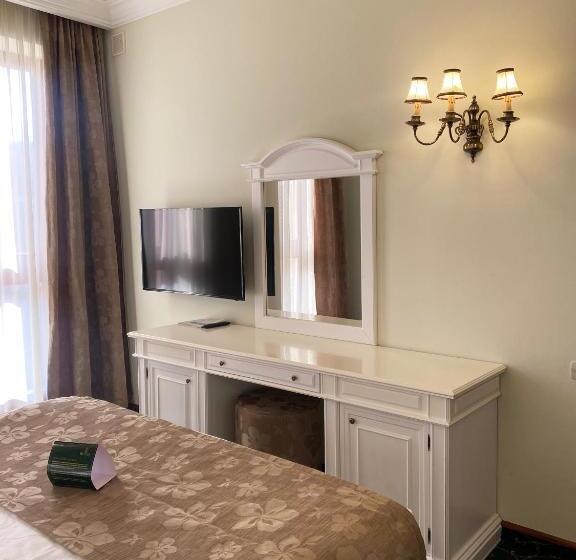 سوئیت پرزیدنت, Russia