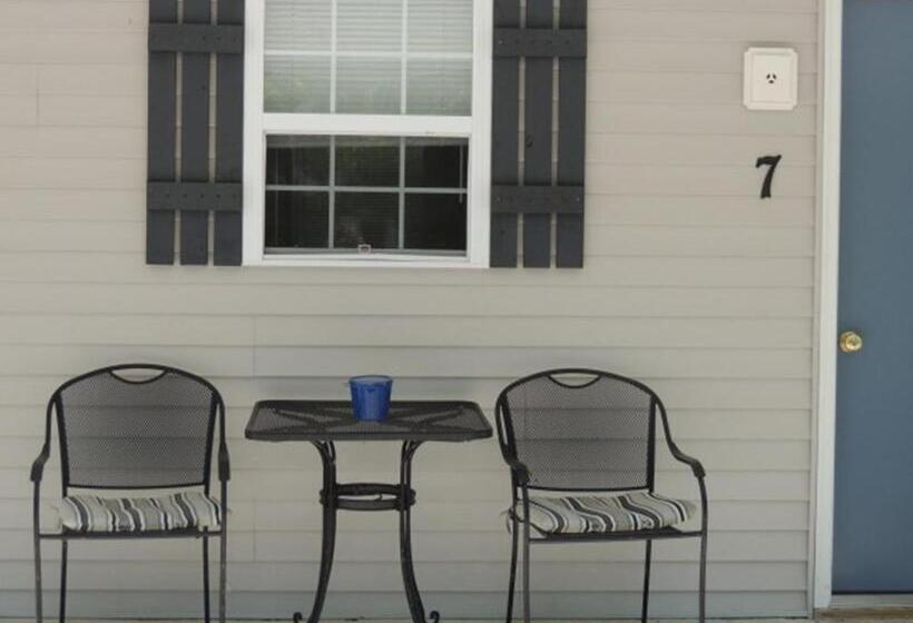 Номер Стандарт, White Caps Motel