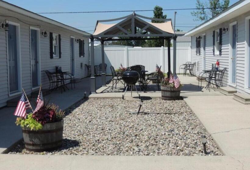 Номер Стандарт, White Caps Motel