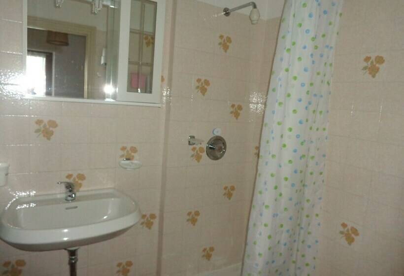 חדר סטנדרט יחיד, B&b Astor