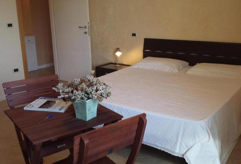 スタンダードルーム, B&b Azzurra