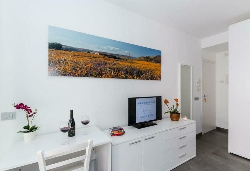 スタンダードルーム, B&b Bianco E Blu