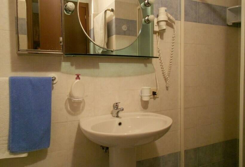 חדר סטנדרט, B&b La Quercia