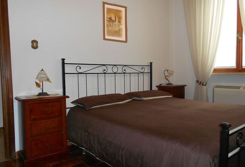 Номер Стандарт, B&b La Quercia
