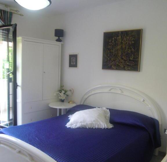 Quarto Quádruplo Standard, B&b Mare E Sole