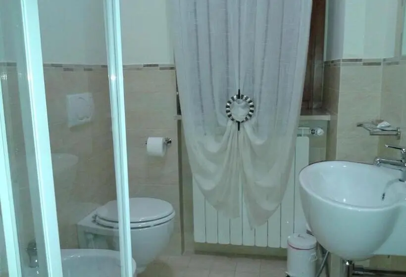 エコノミールーム, B&b Monticelli