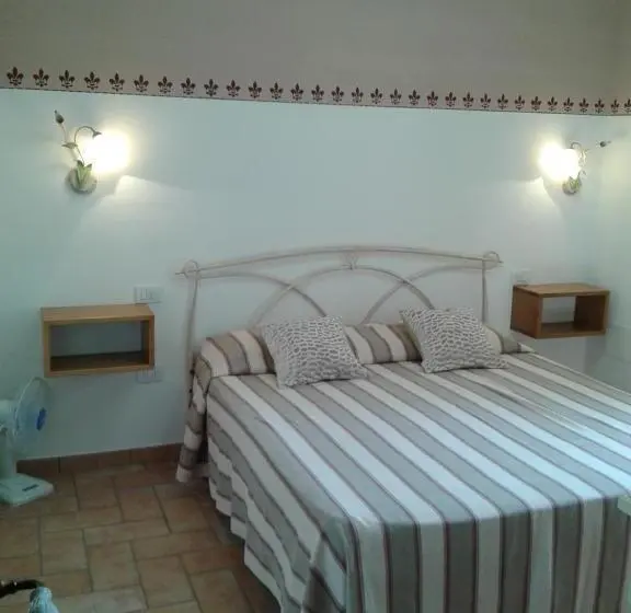 エコノミールーム, B&b Monticelli