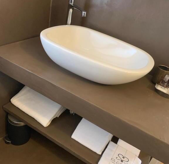 اتاق راحتی, Da Noi Due