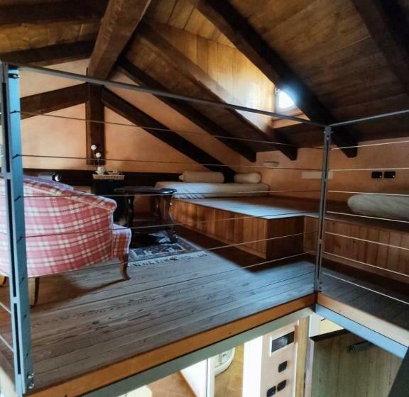 סוויטת ג'וניור, Foresteria Ristorante Conti Roero