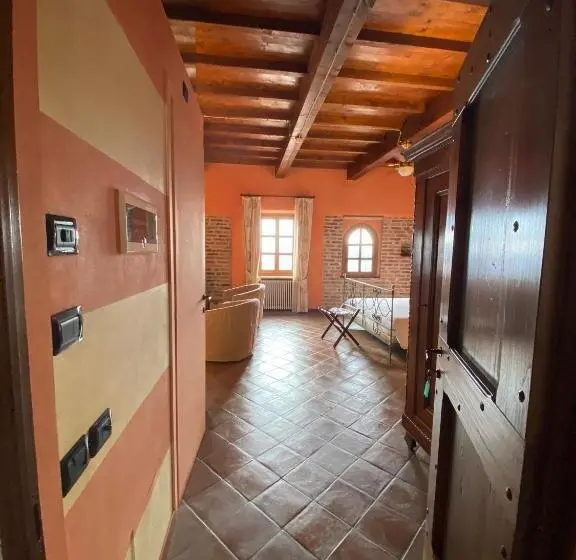 スイート, Foresteria Ristorante Conti Roero