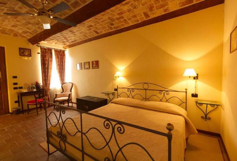 חדר סטנדרט, Foresteria Ristorante Conti Roero