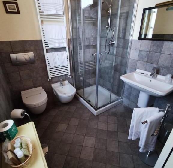 חדר סטנדרט, Foresteria Ristorante Conti Roero