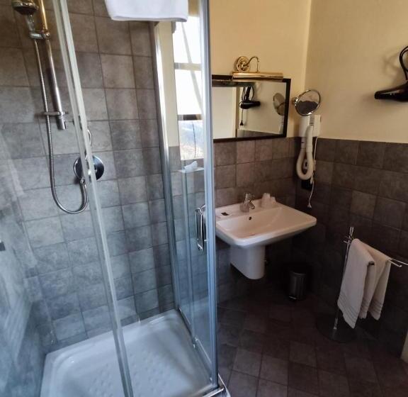 חדר סטנדרט, Foresteria Ristorante Conti Roero