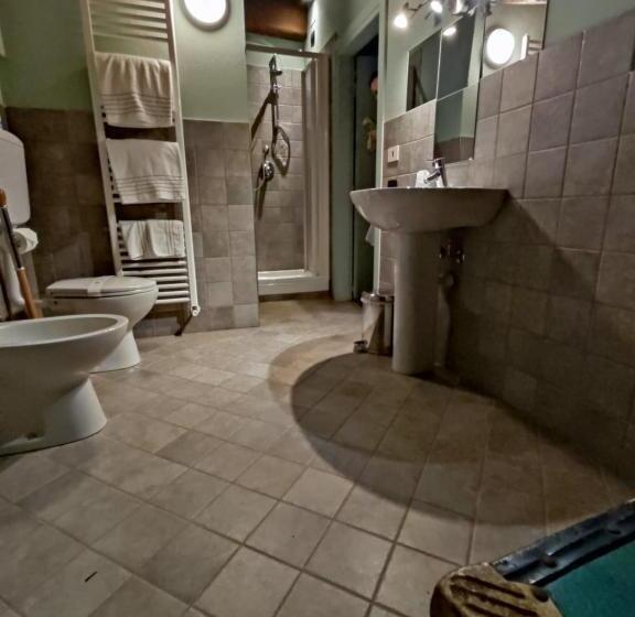 חדר סטנדרט, Foresteria Ristorante Conti Roero