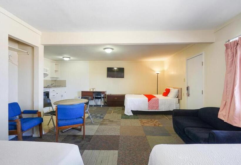 غرفة قياسية, OYO Alpine TX near Big Bend National Park