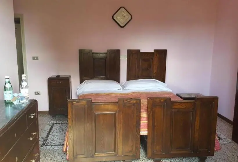 スタンダードルーム, Albergo Ristorante Gualtieri