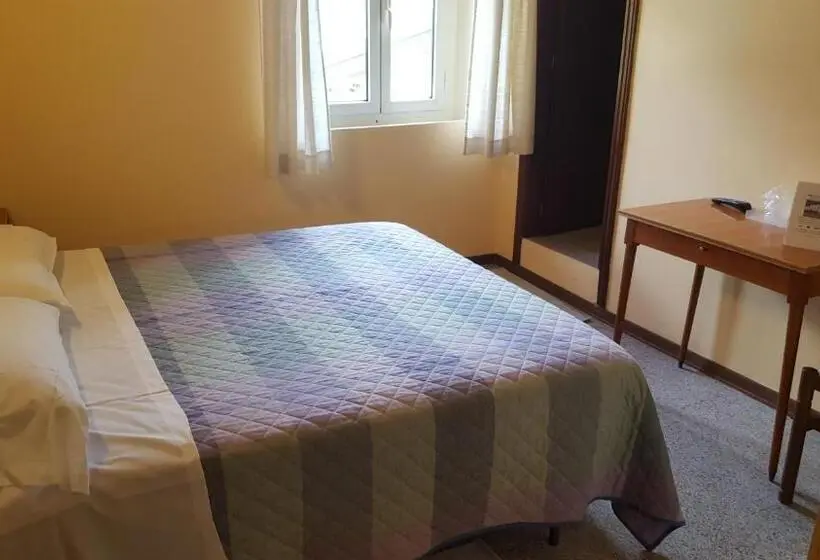 スタンダードルーム, Albergo Ristorante Gualtieri