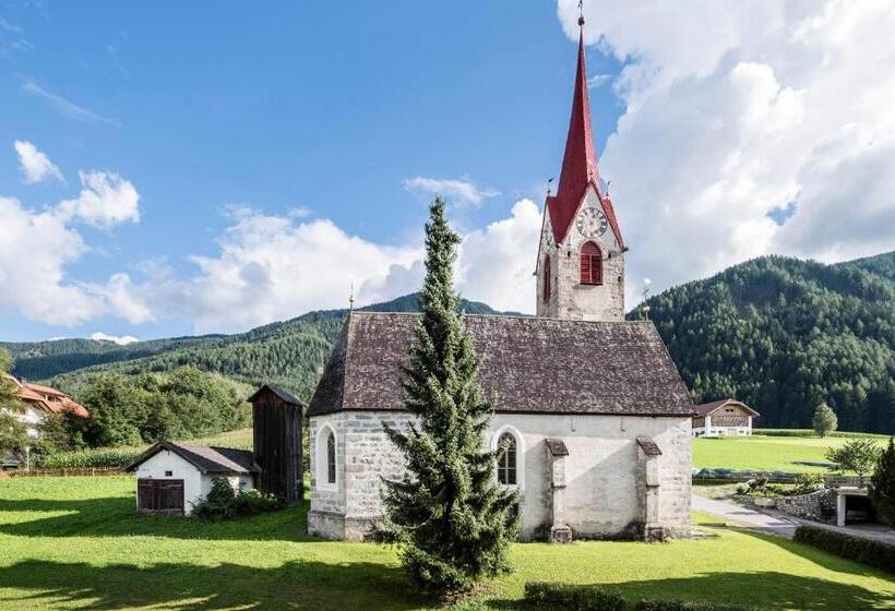 חדר סטנדרט לשלושה עם מרפסת, Am Anger