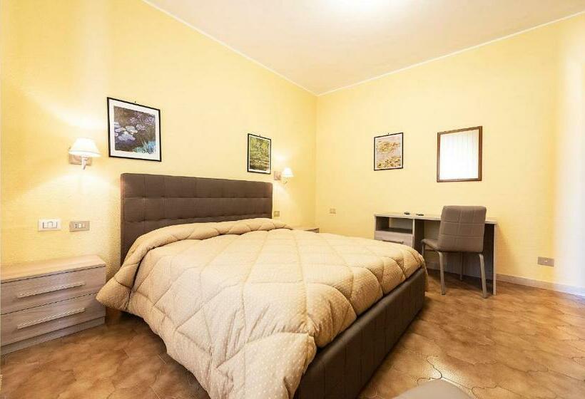 スタンダードルーム, Aurelia