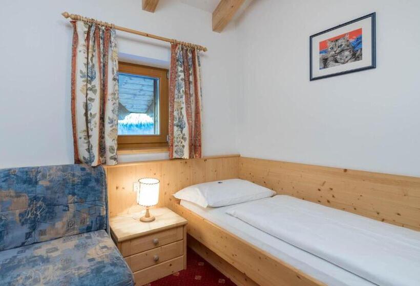 חדר סטנדרט יחיד עם מרפסת, Kaserhof