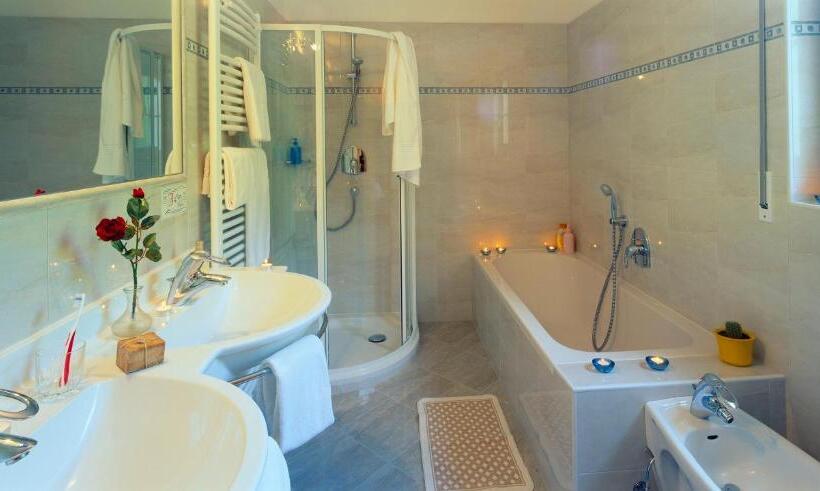 غرفة قياسية مزوَّدة بشُرفة, Naturhotel Gruberhof