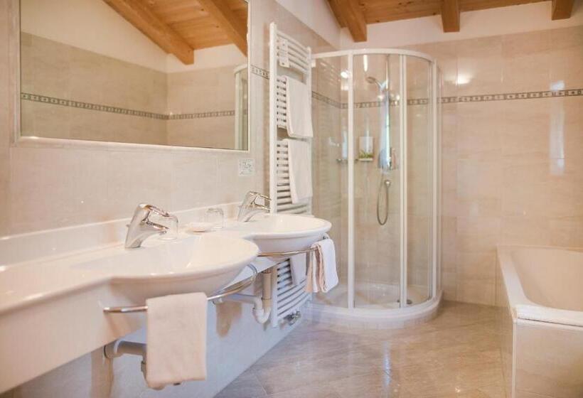 غرفة قياسية مزوَّدة بشُرفة, Naturhotel Gruberhof