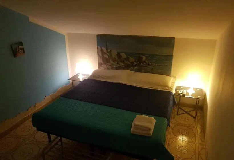スタンダード４人部屋, Borgo Marinaro