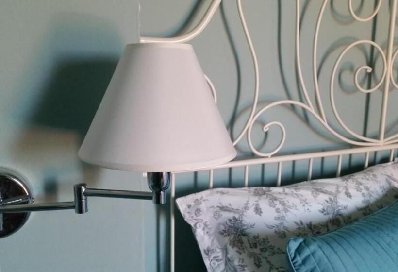 חדר סטנדרט עם מיטת קינג, Il Giardino Di Emilio