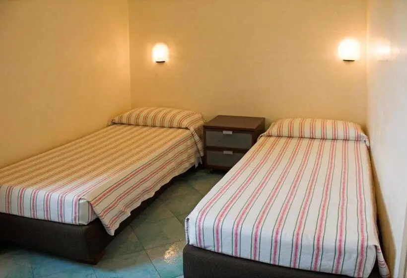 スタンダード4人部屋, Albergo Villa Anna