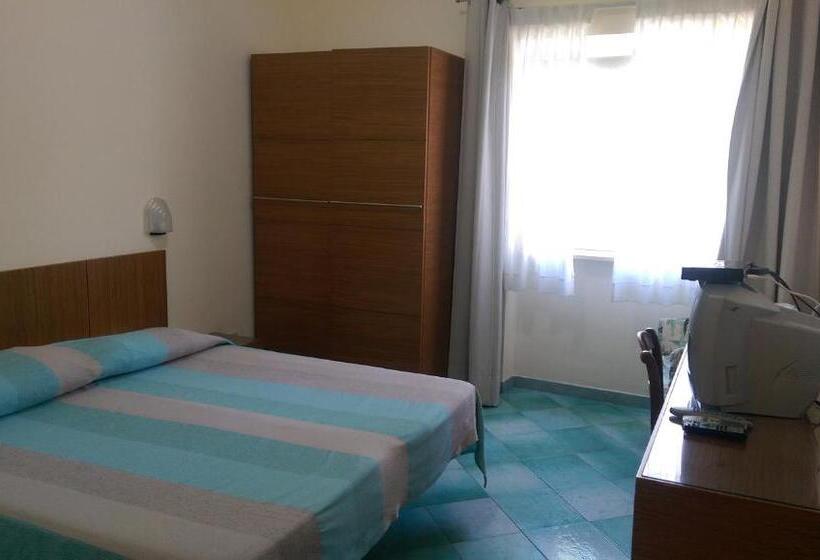 이코노미 룸, Albergo Villa Anna