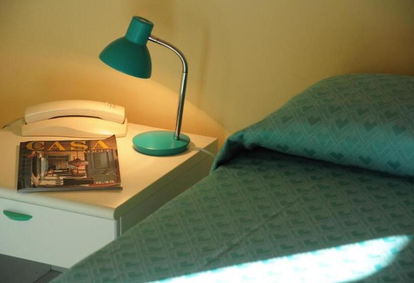 اتاق عادی یک تخته, Albergo Villa Nobile