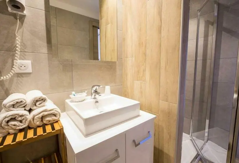 Classic-huone, Auberge Lustincone